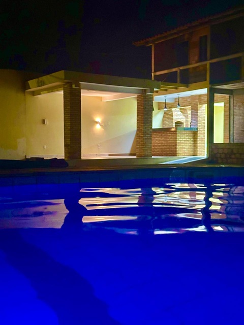 Piscina Iluminada